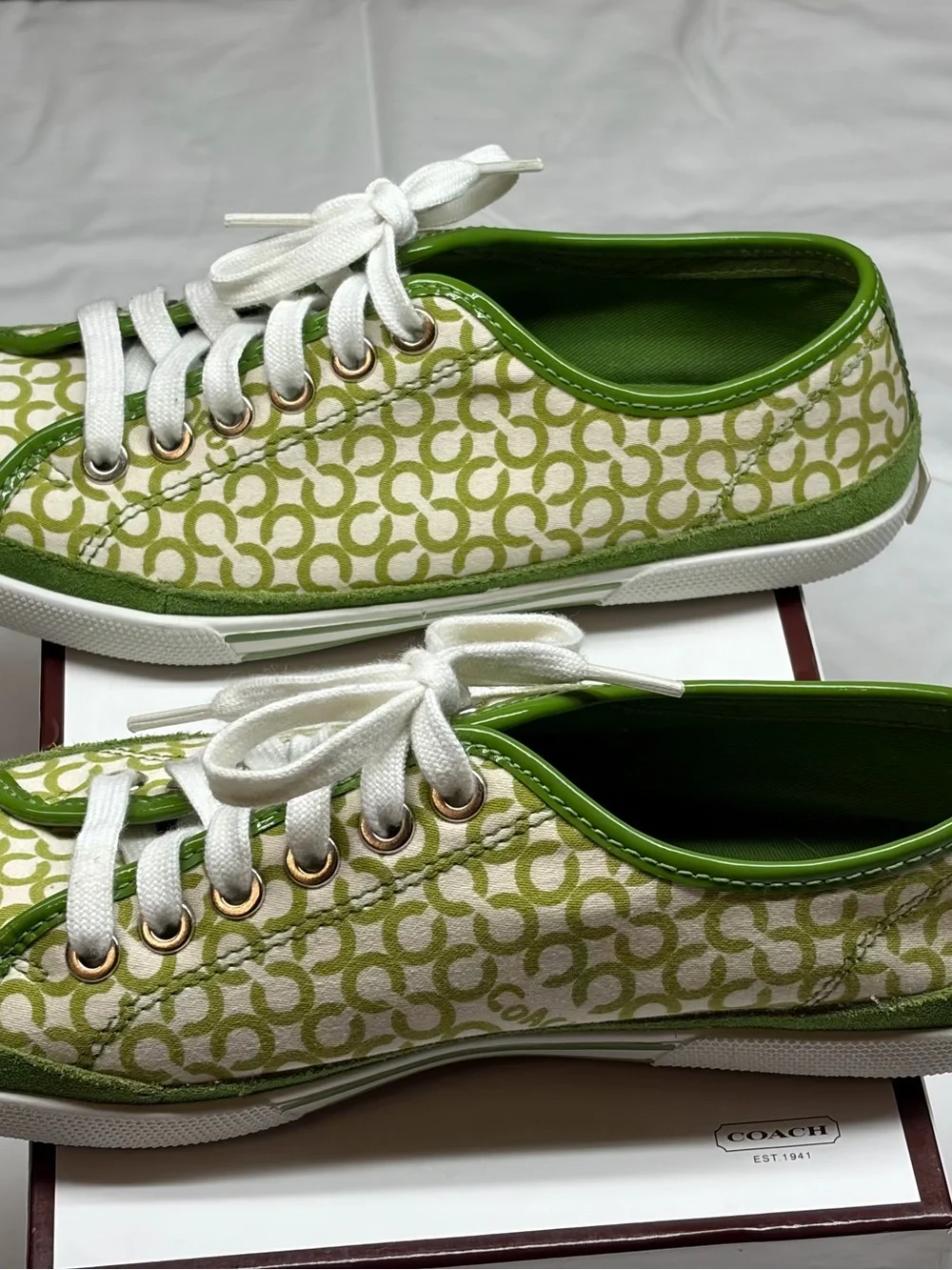 Coach Women's Green Signature Court Sneaker Size 7